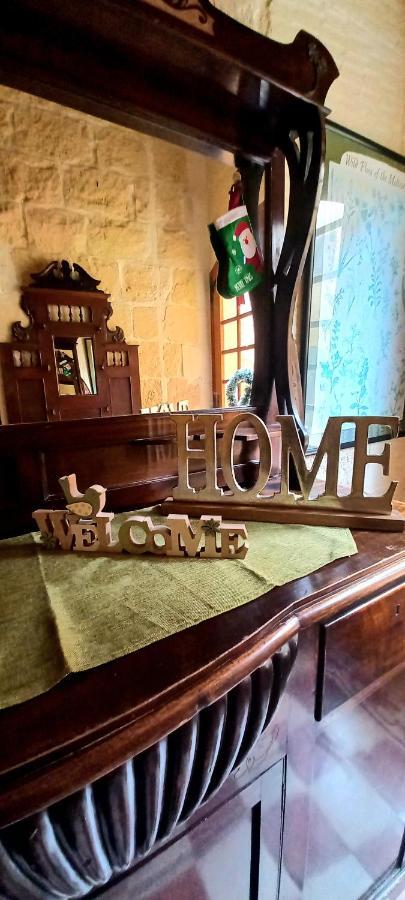 Ta Majsi Farmhouse With Indoor Heated Pool San Lawrenz Exterior foto